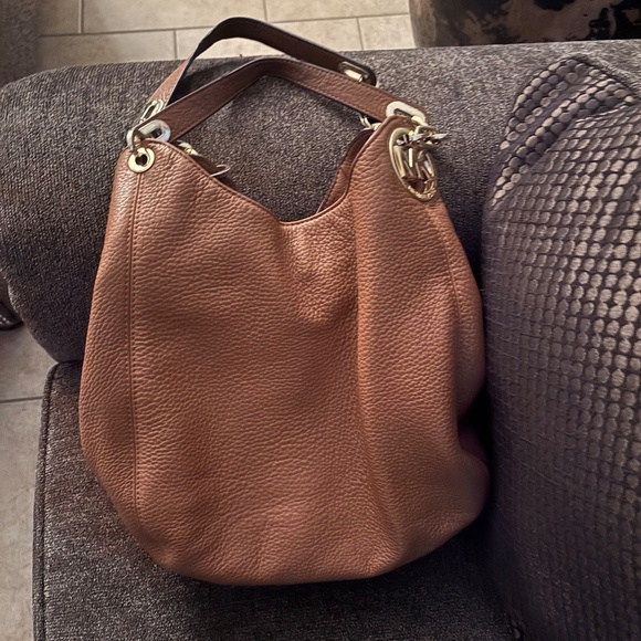 Michael Kors purse - Picture 2 of 5